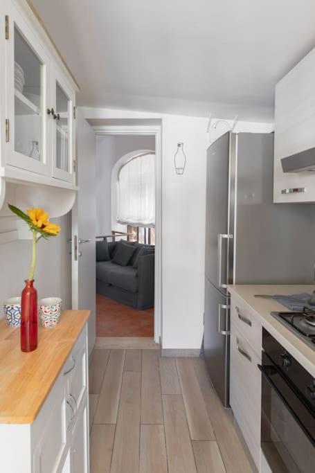 Penthouse With Jacuzzi On Private Terrace In Trastevere Rom Eksteriør billede