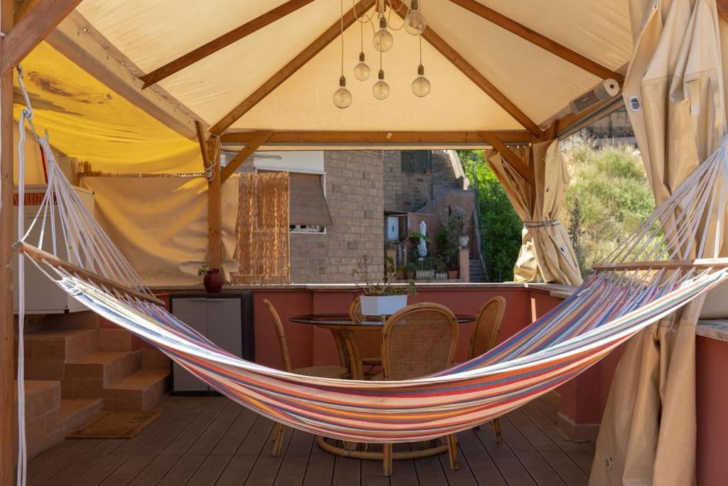 Penthouse With Jacuzzi On Private Terrace In Trastevere Rom Eksteriør billede