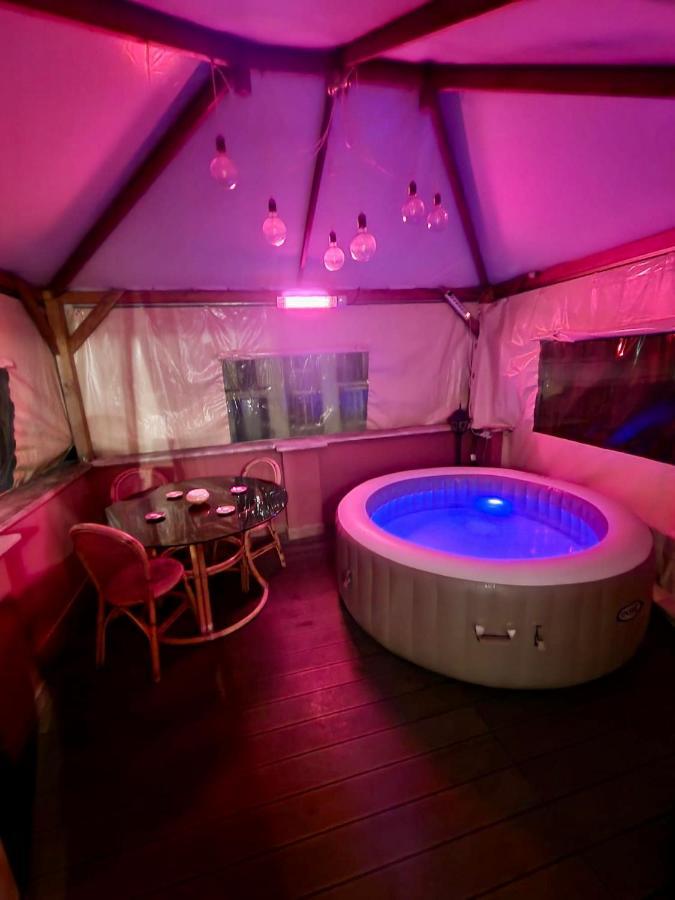 Penthouse With Jacuzzi On Private Terrace In Trastevere Rom Eksteriør billede